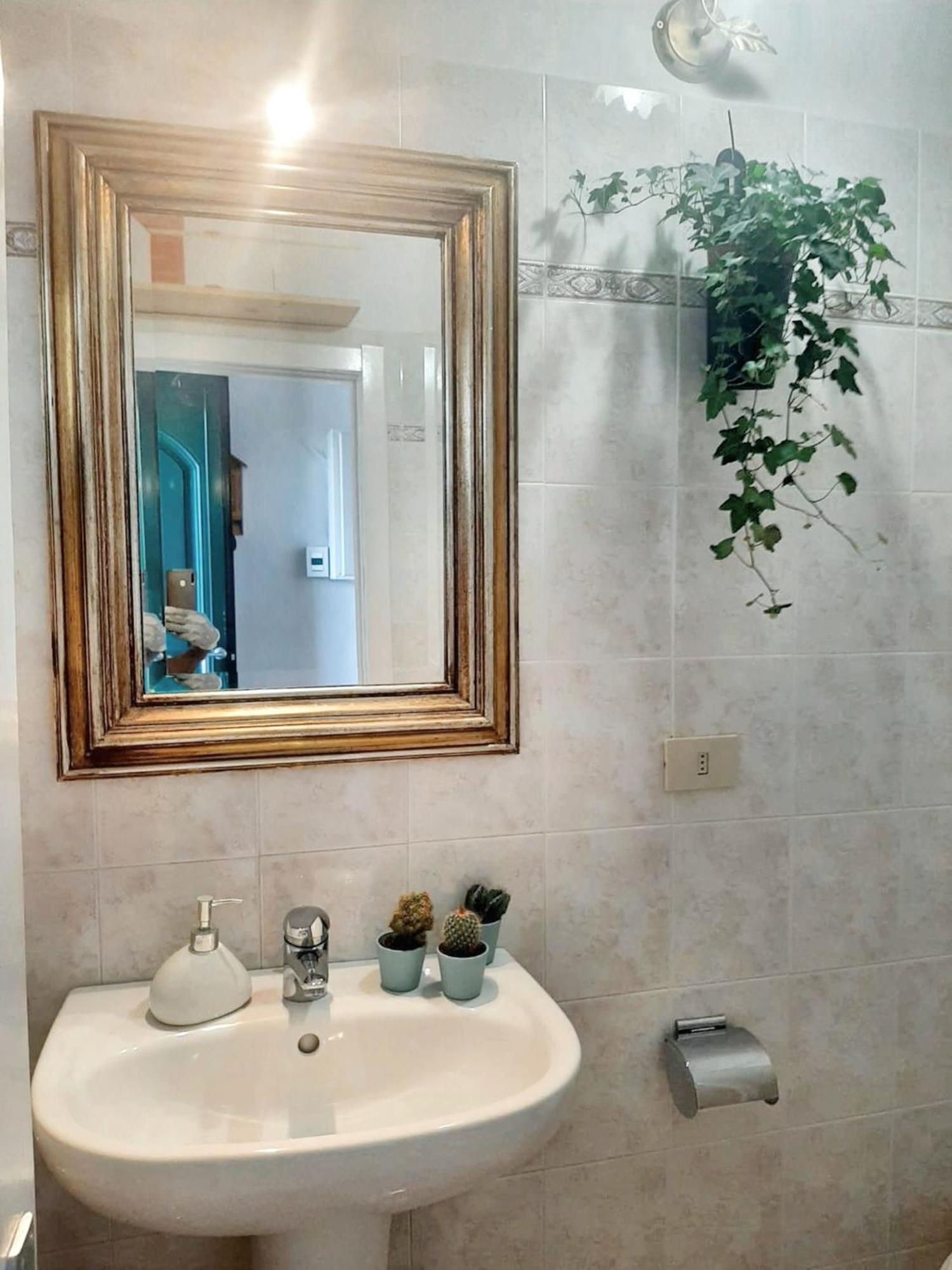 Comfortable Apartment With Sea View In Falcinello Zewnętrze zdjęcie
